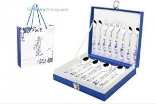 供應(yīng)廠家直銷 青花瓷套裝16件組 不銹鋼餐具套裝 時尚商務(wù)禮品_家居家具_世界工廠網(wǎng)中國產(chǎn)品信息庫